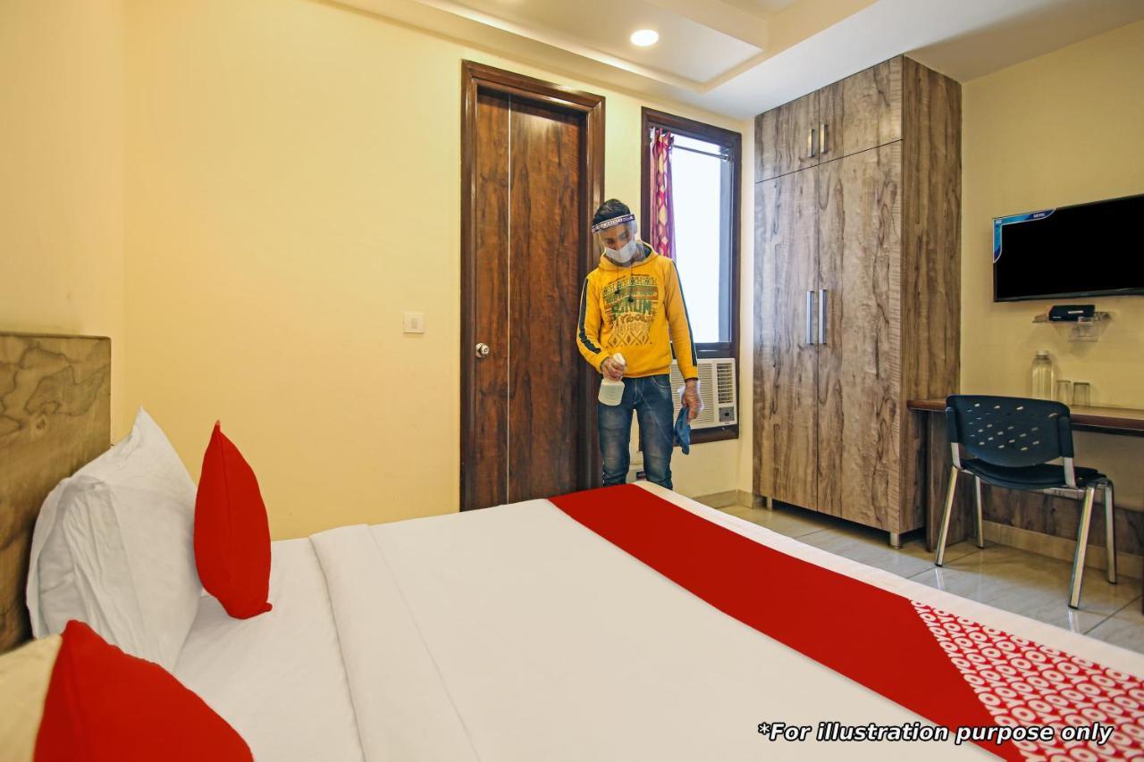 Oyo Flagship 42619 Diamond Key Hotel Delhi  Luaran gambar