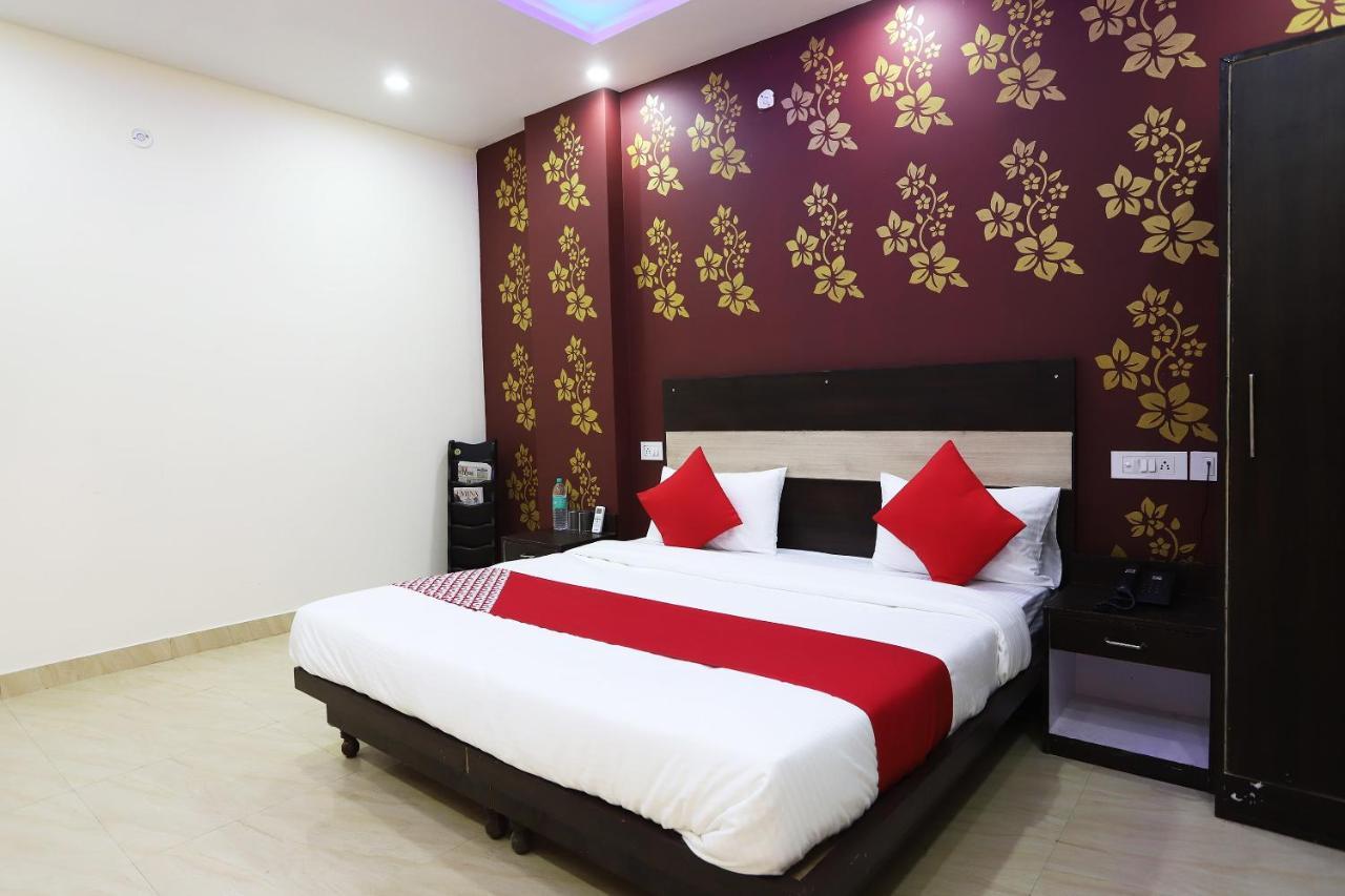 Oyo Flagship 42619 Diamond Key Hotel Delhi  Luaran gambar